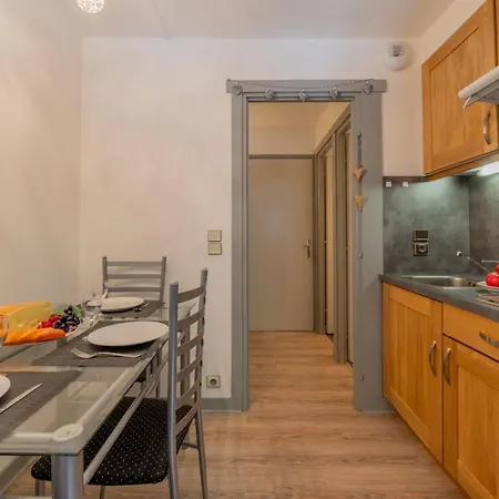 La Perseverance 43 - Happy Apartamento *